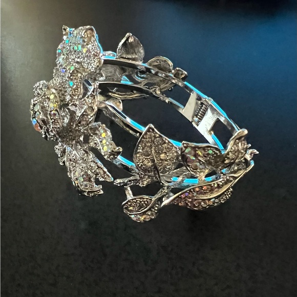 Vintage Gala or Bridal Bracelet with Rose Design - Picture 5 of 6